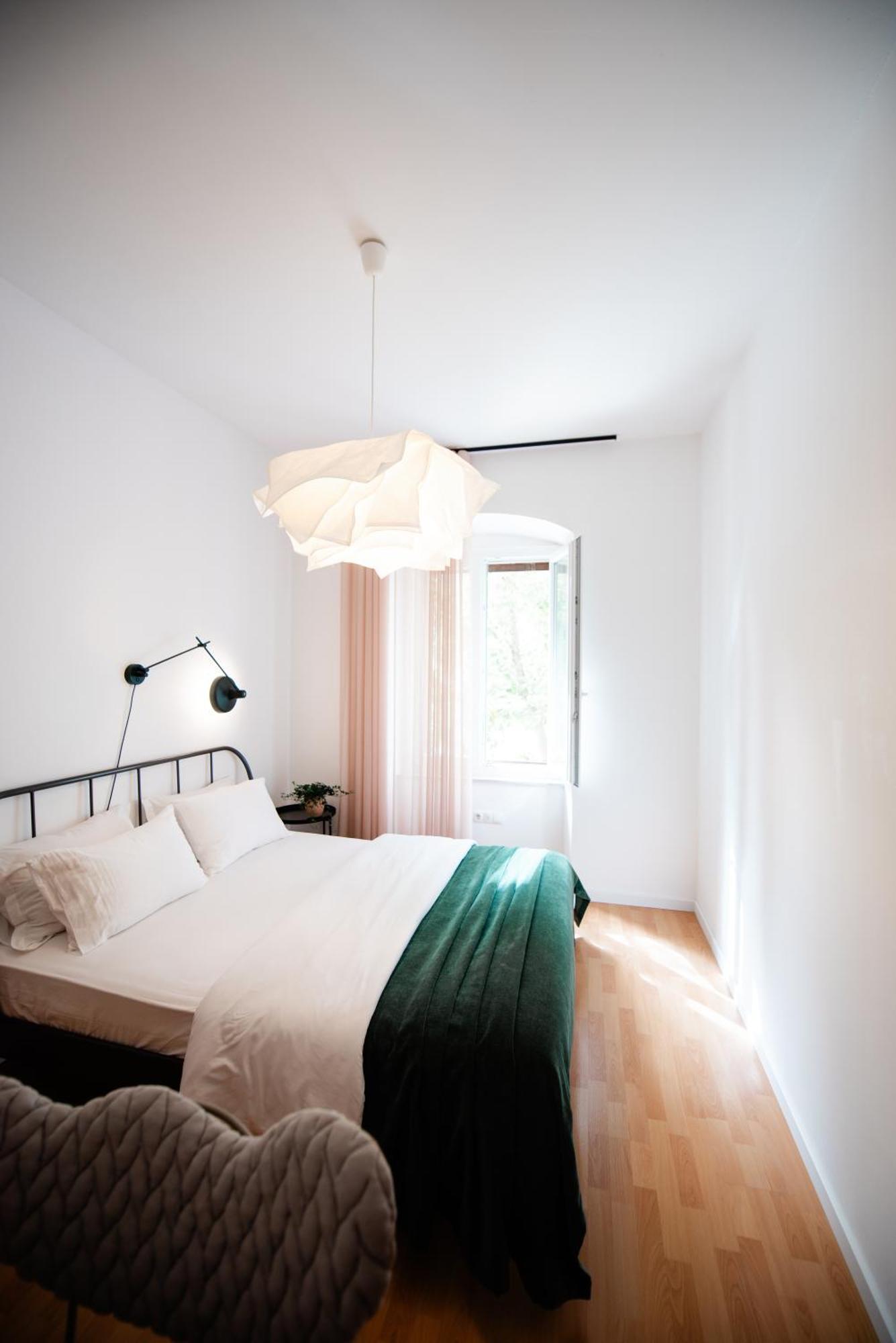 Inn By The River Omis Phòng bức ảnh