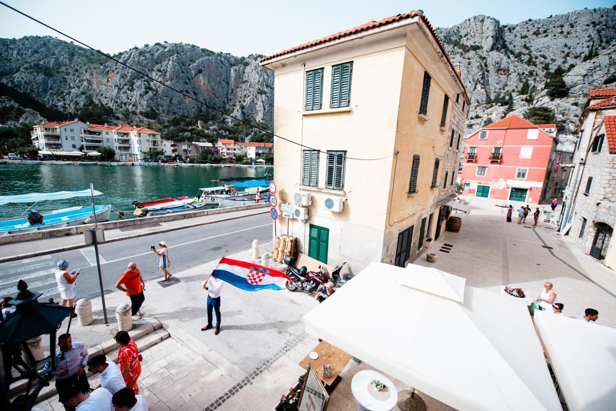 Inn By The River Omis Ngoại thất bức ảnh