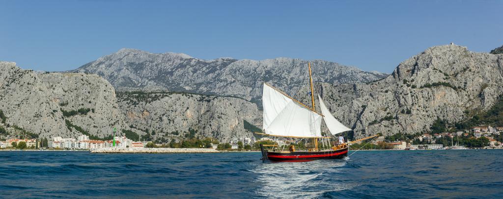 Inn By The River Omis Ngoại thất bức ảnh